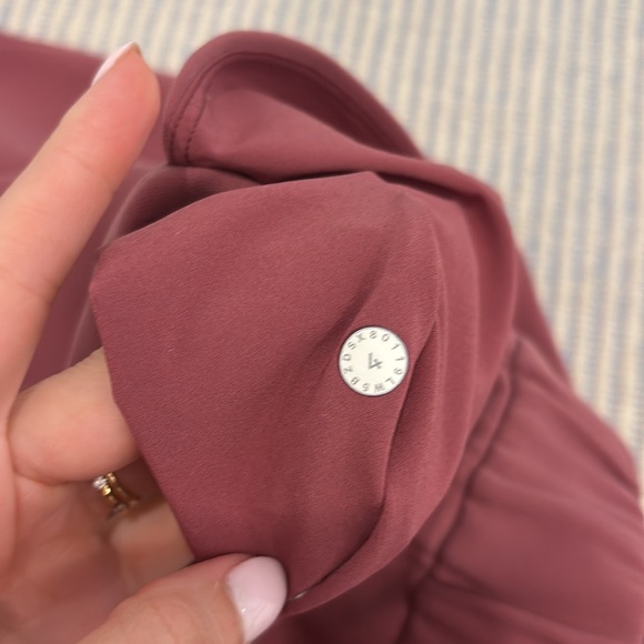 Lululemon Jogger - Picture 6 of 7